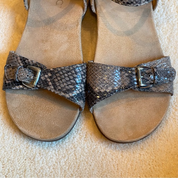 Vionic Alita Orthaheel Snake Print Leather Sandal Size 6 Tan - Picture 6 of 9